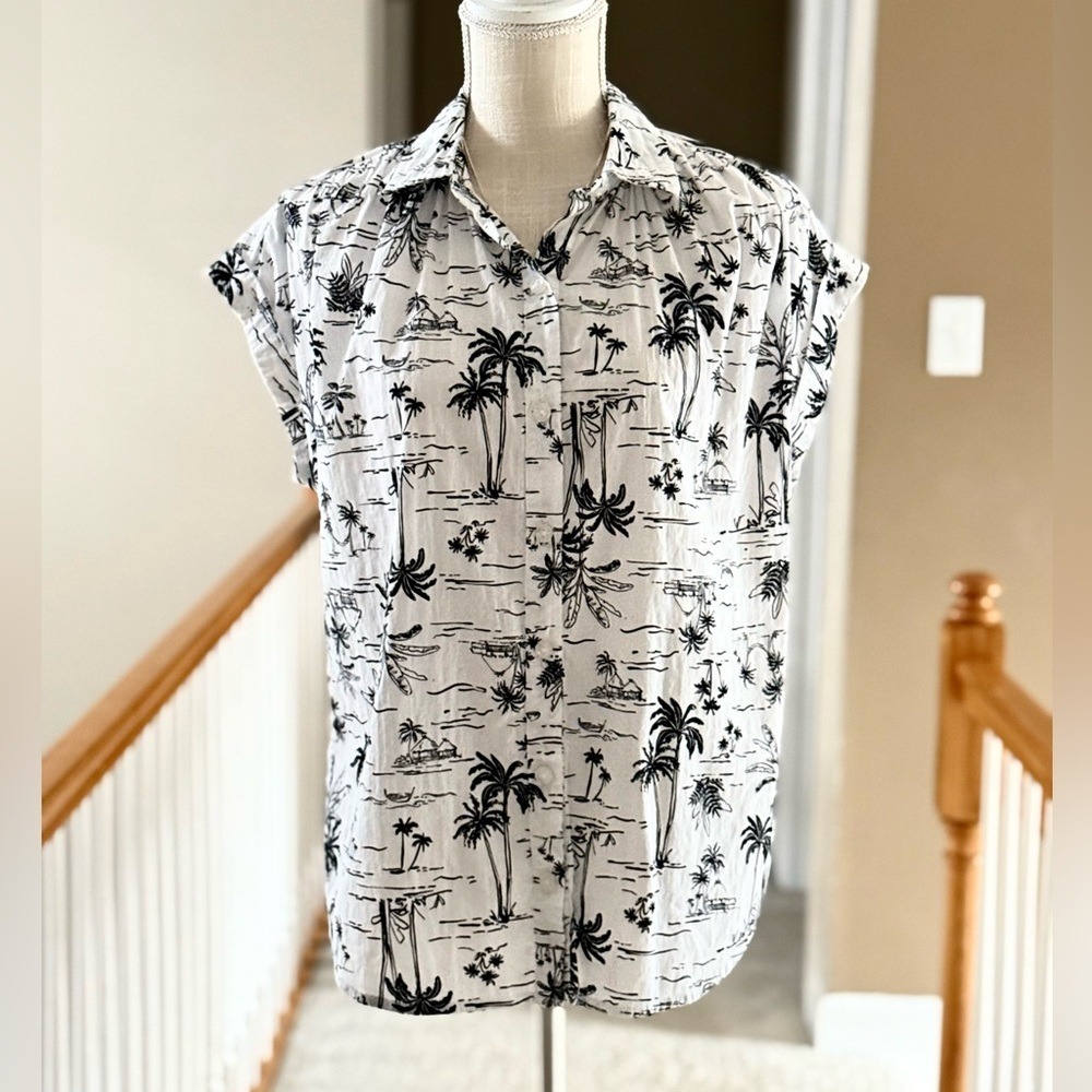 ana A New Approach Womens XS Tropical Palm Tree Button Down Shirt White Black
